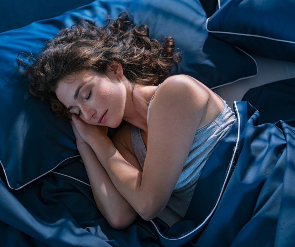 Nachladnutie. Počas spánku si telo nielen oddýchne, ale sa aj regeneruje. To je dôležitá súčasť budovania imunitného systému. 