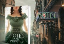 Hotel plný tajomstiev a obchod s tajnými kódmi. Kto je zradca? Hotel plný tajomstiev je historická romanca z Viedne.