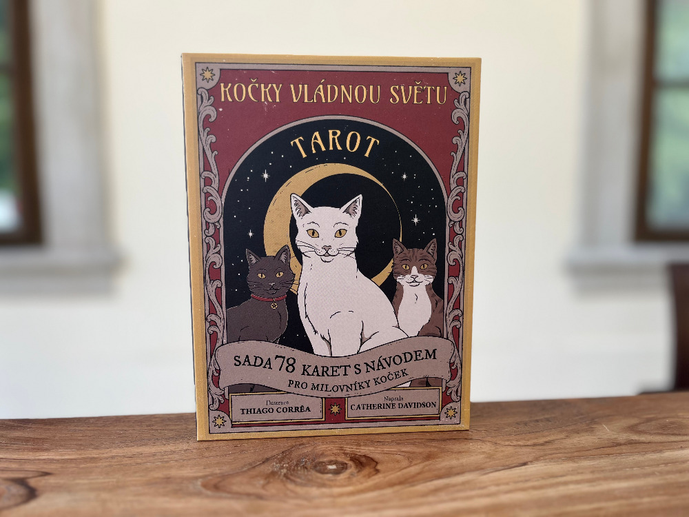 Súprava vykladacích kariet Mačky vládnu svetu je krásnym darčekom pre všetkých, ktorí sa chcú naučiť umeniu tarotu. 