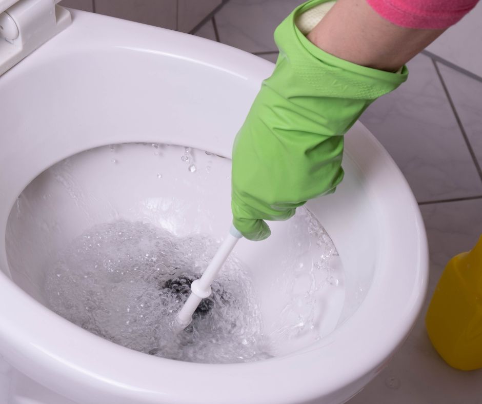 Vedeli ste, že záchod by sa mal čistiť aspoň trikrát týždenne? 