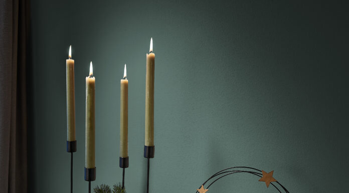 Vyrobte si svoj vlastný adventný veniec.