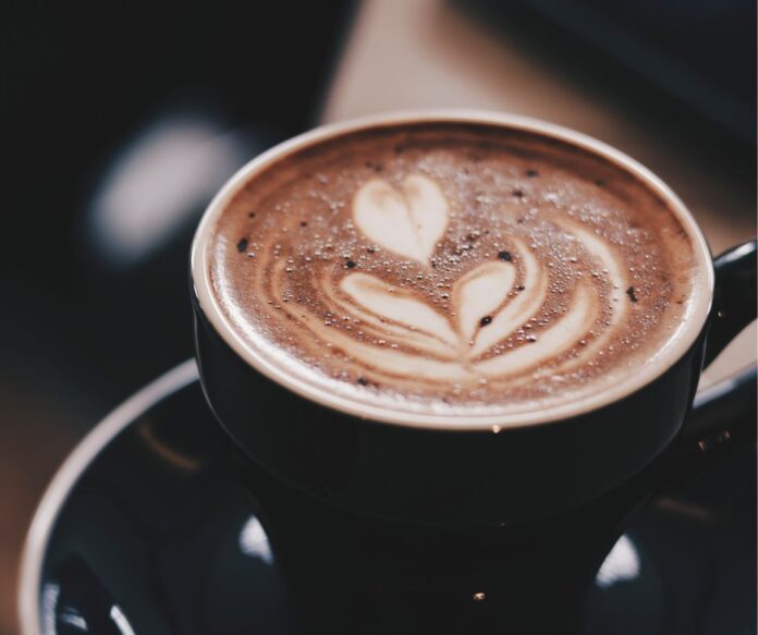 Ako plánujete vniesť Mocha Mousse do svojho života alebo práce? Tento nadčasový odtieň určite prinesie eleganciu a hrejivosť do každého prostredia!