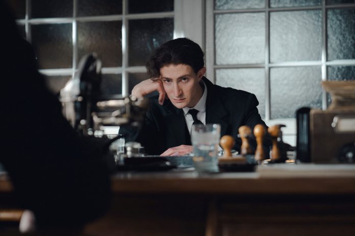 Film Franz režisérky Agnieszky Holland prichádza do kín onedlho. Slovenskí diváci sa na neho môžu tešiť už od 2. októbra.