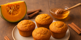 Väčšina ľudí stále siaha po klasickej bielej pšeničnej múke – tá však prešla dôkladným spracovaním, pri ktorom stratila väčšinu vlákniny, minerálov aj vitamínov. Ak chcete pečenie posunúť na zdravšiu úroveň, skúste siahnuť po múkach, ktoré si zachovávajú prirodzenú výživovú hodnotu.