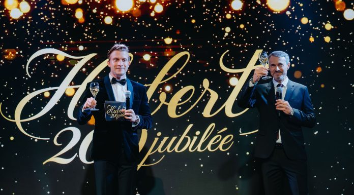 Väčšina z nás už iste zažila triumfálny pocit po vystrelení korkovej zátky z fľaše sektu.