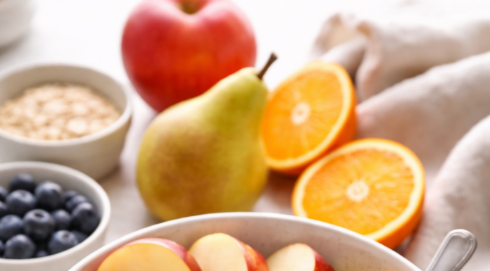 Chudnutie po 40-ke nemusí byť ťažké! Zistite, ktoré ovocie jesť, kedy je ideálne a ako doplniť vitamíny pre zdravé telo. Tipy, recepty a odporúčania pre ženy po 40.