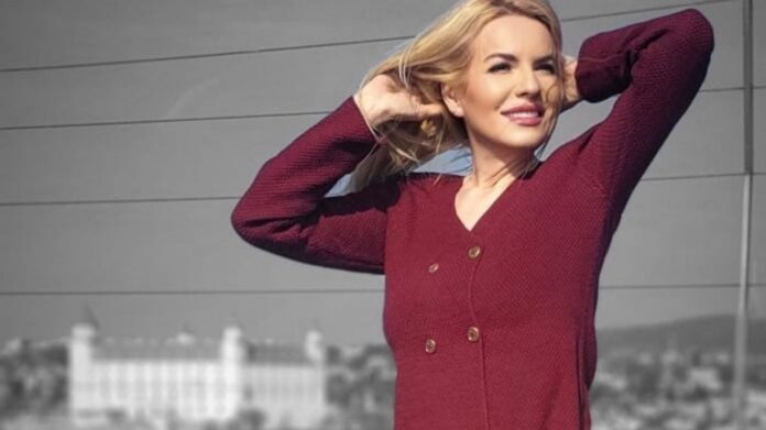 Pribrala som 30 kíl a tri roky som si nahovárala, že sa mám milovať taká, aká som. Až keď sa začalo ozývať zdravie, pochopila som, že musím niečo zmeniť. Nie kvôli ideálu krásy, ale kvôli sebe. Tak sa začala moja cesta chudnutia bez diéty – cesta, ktorú som na začiatku vôbec nepoznala.