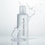 Micelárna voda je dnes v kúpeľni skoro každej ženy. Rýchla, jednoduchá, „bez oplachovania“. Lenže práve tu vzniká problém.