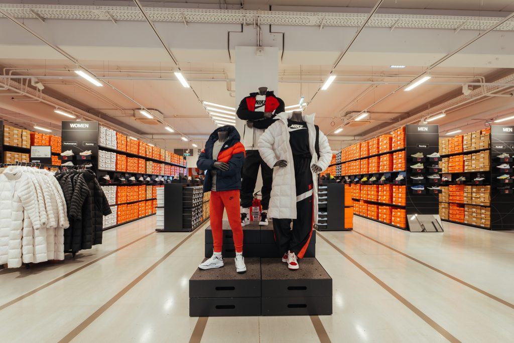 V roku 2025 Designer Outlet Parndorf odhodlane pokračoval v expanzii vlajkových predajní.