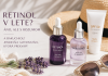 Retinol v lete? Dermatológovia v tom majú jasno. A bachuchiol možno prekvapí viac, než čakáte Na sociálnych sieťach nájdete oba tábory. Jedni tvrdia, že retinol v lete nemá na tvári čo hľadať. Druhí si bez neho nevedia predstaviť ani jediný večer. Kde je teda pravda?